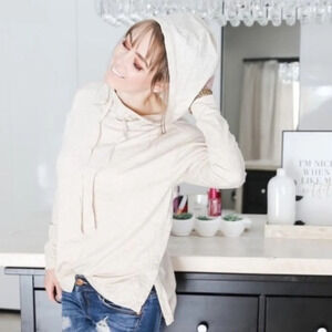 Max Studio Lightweight Hoodie